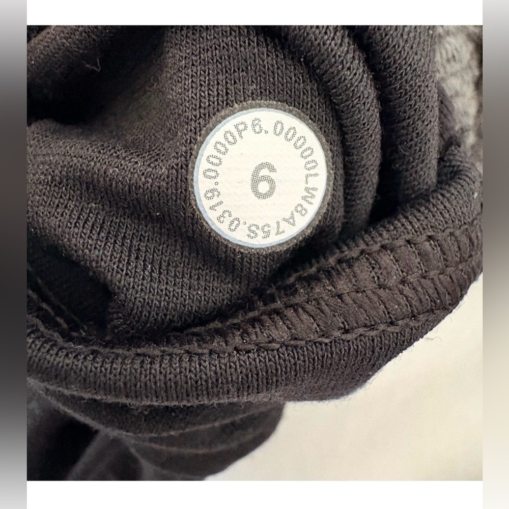 Lululemon On Repeat Dress in 
Heathered Core Dark Grey - Picture 7 of 7